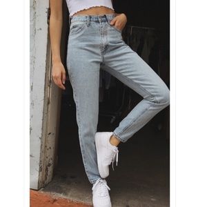 Brandy Melville Jane Light Wash Jeans